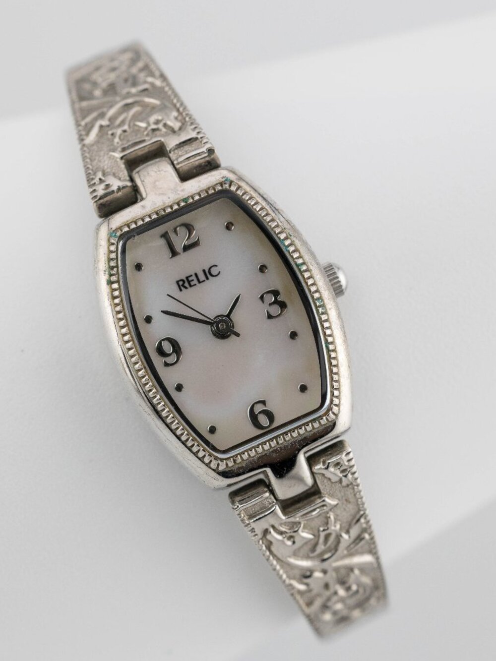 Relic ZR33659 Mother of Pearl Dial Quartz Analog Women's Watch New Battery